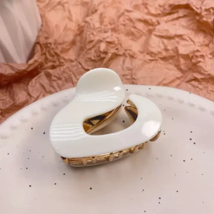 All Things New Boutigue | Irregular Acetate Metal Hair Claw – Chic Mid Clip / COFFEE/ BROWN / OFF WHITE